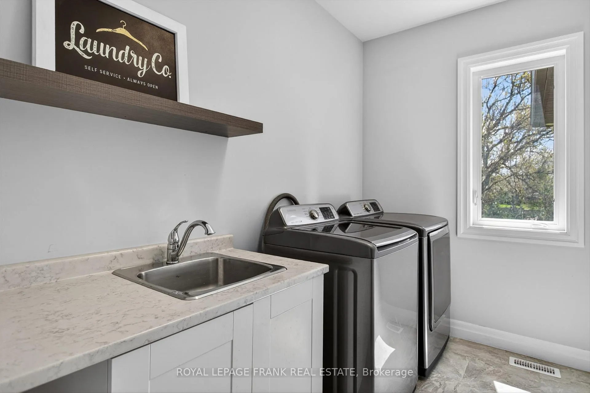 Photo 31 of 1595 County Road 10, Cavan Monaghan, Cavan Twp — HOMEH