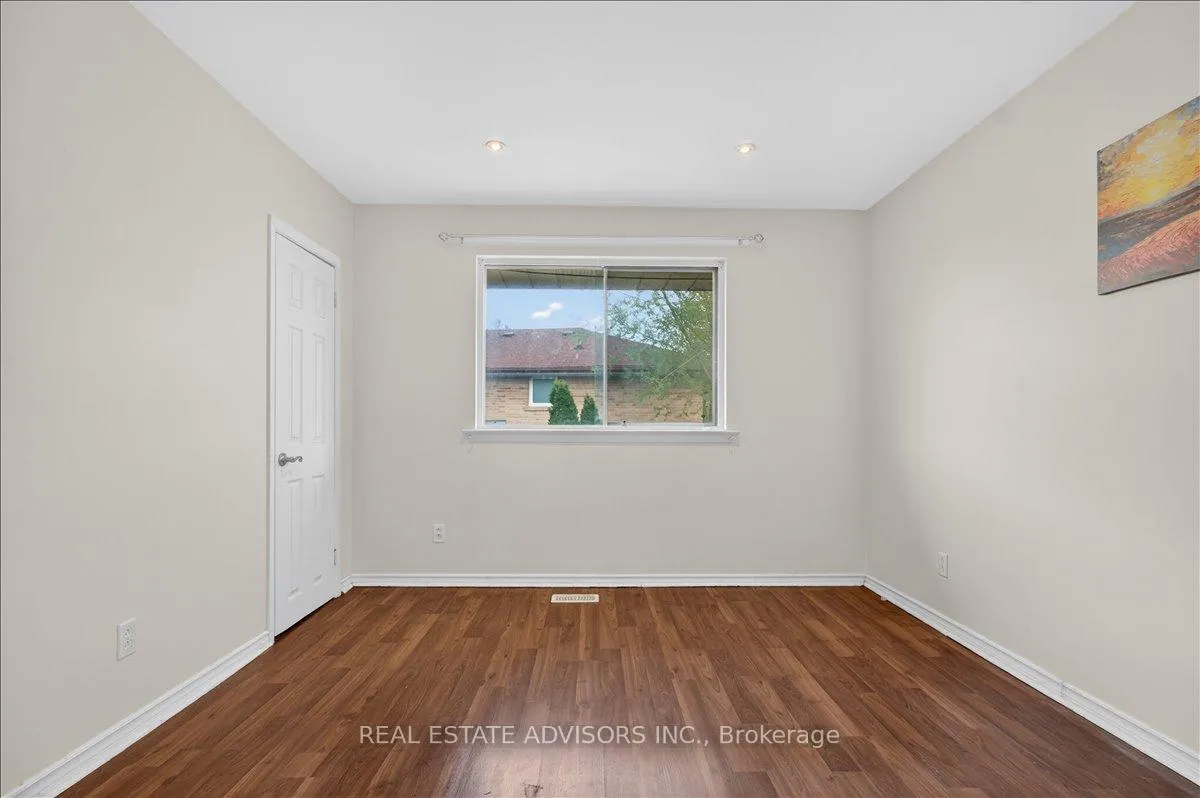 Photo 14 of 84 Ardglen Drive, Brampton, Brampton East — HOMEH