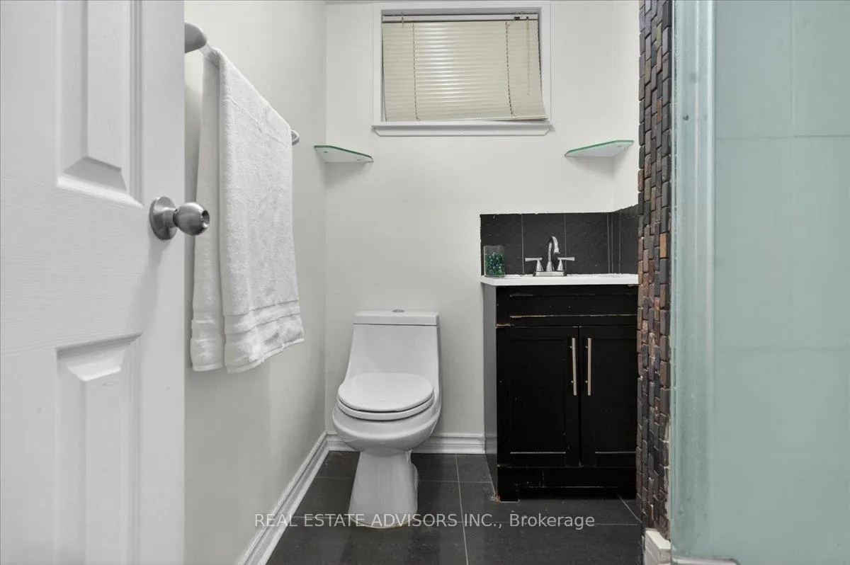 Photo 31 of 84 Ardglen Drive, Brampton, Brampton East — HOMEH