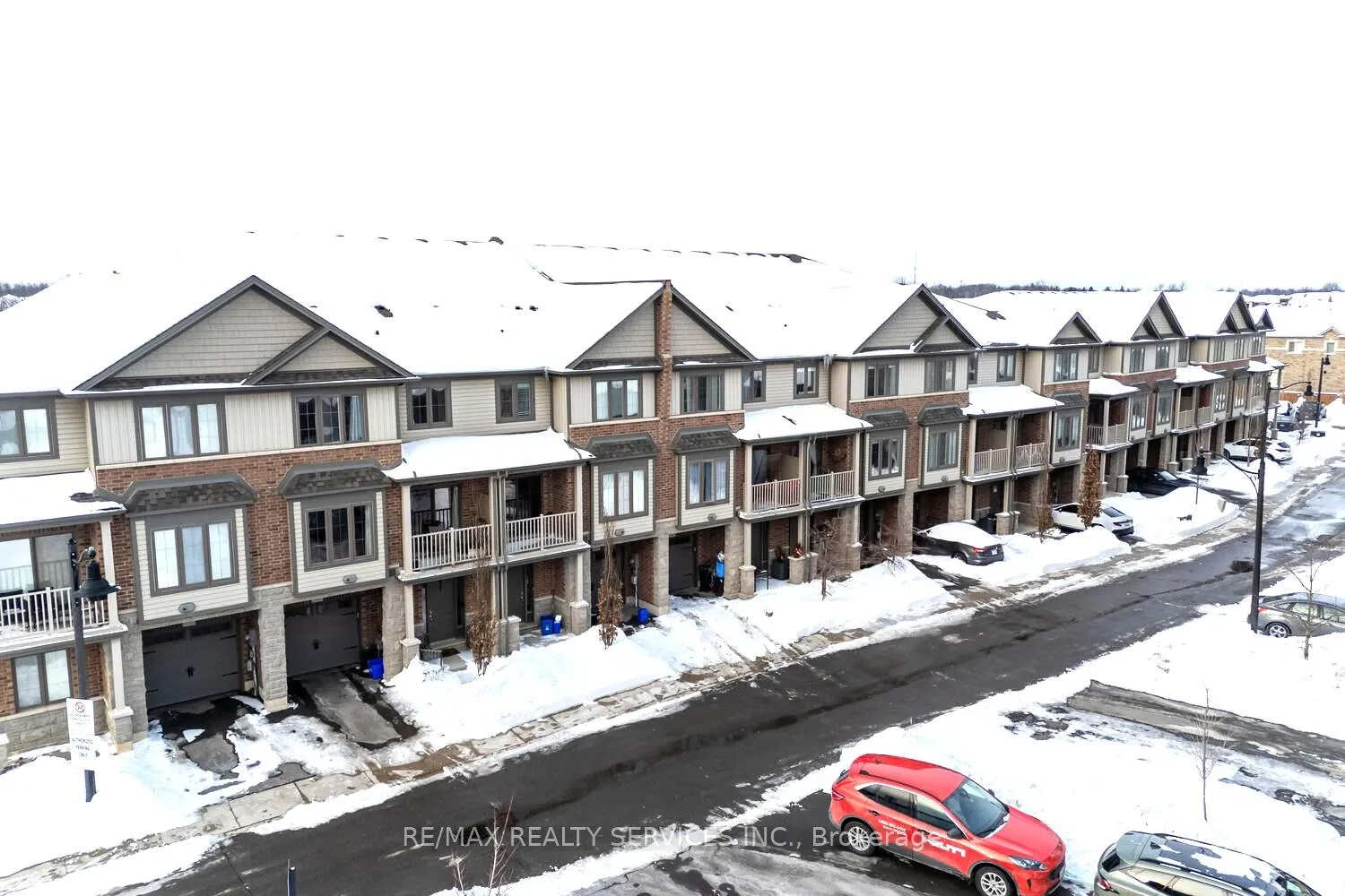 Photo 4 of 7 Ridgeside Lane, Hamilton, Waterdown — HOMEH