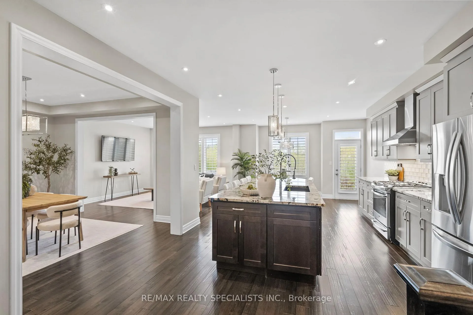 Photo 8 of 1406 Orr Terrace, Milton, Ford — HOMEH