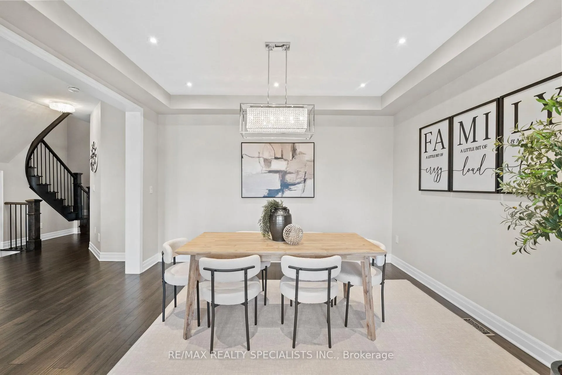 Photo 15 of 1406 Orr Terrace, Milton, Ford — HOMEH