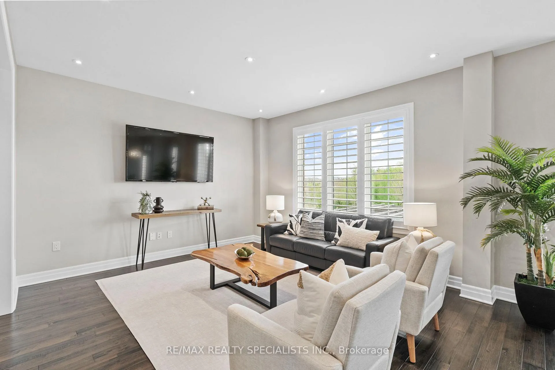 Photo 16 of 1406 Orr Terrace, Milton, Ford — HOMEH