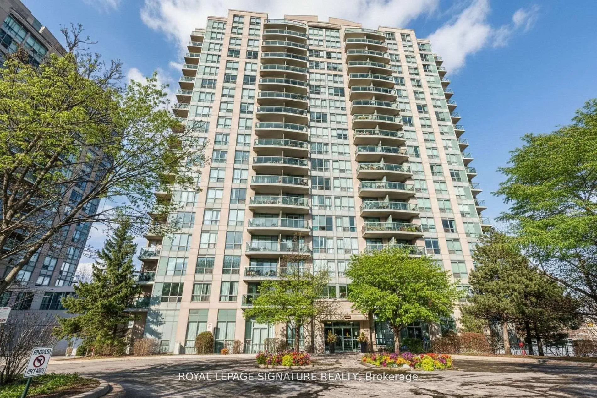 Photo of Unit 1703, 2545 Erin Centre Boulevard