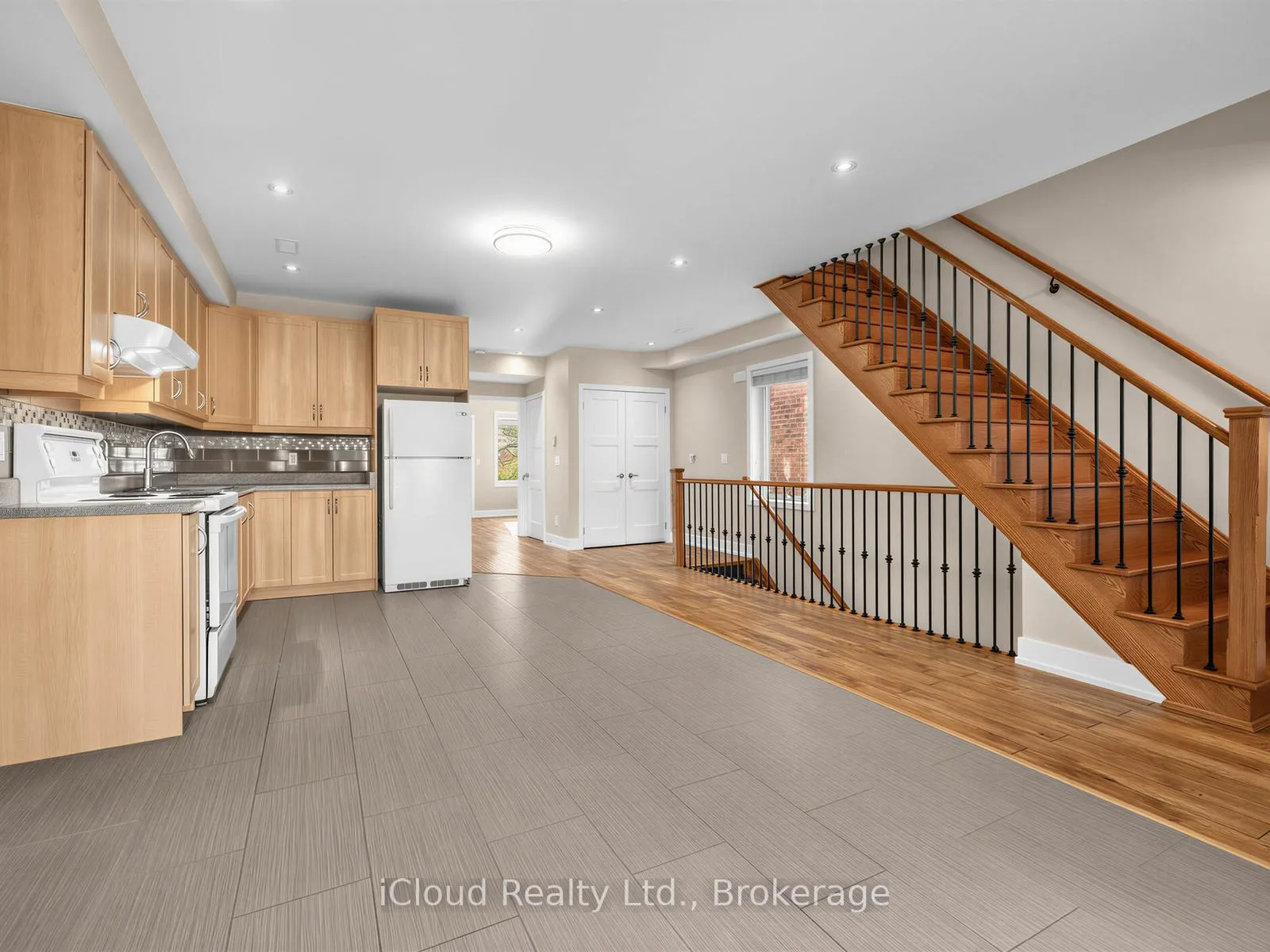 Photo 9 of Unit 2, 1226 Lansdowne Avenue, Toronto, Corso Italia-Davenport — HOMEH