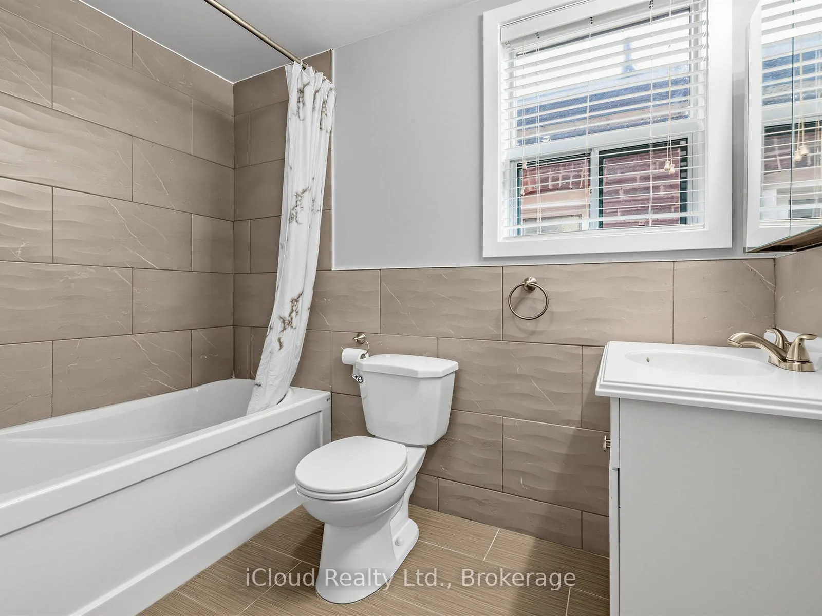 Photo 17 of Unit 2, 1226 Lansdowne Avenue, Toronto, Corso Italia-Davenport — HOMEH