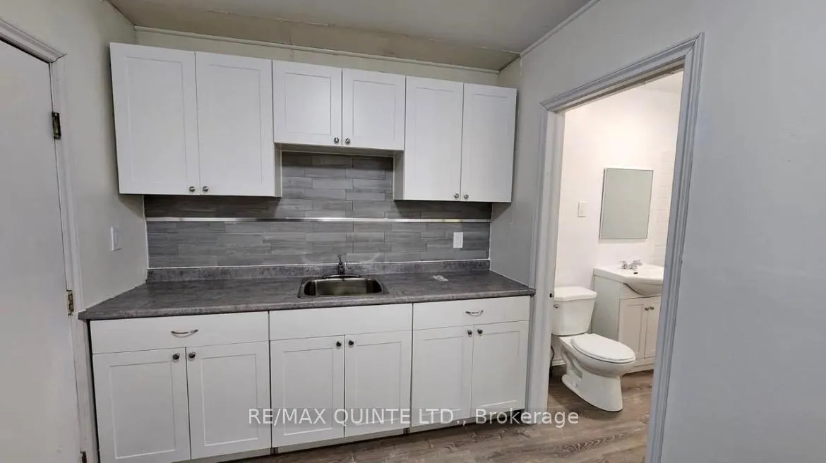 Photo 5 of Unit 2, 27 Dundas Street E, Quinte West, Trenton Ward — HOMEH