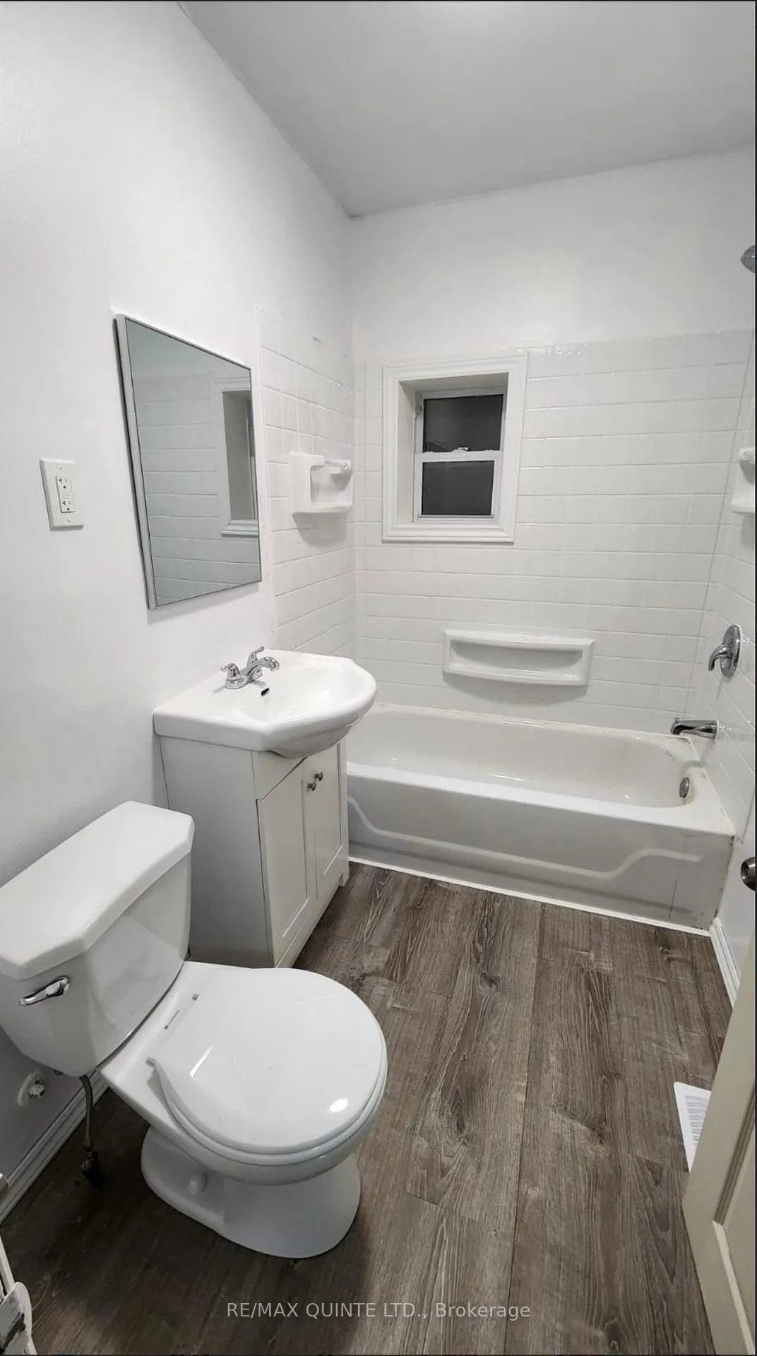 Photo 6 of Unit 2, 27 Dundas Street E, Quinte West, Trenton Ward — HOMEH
