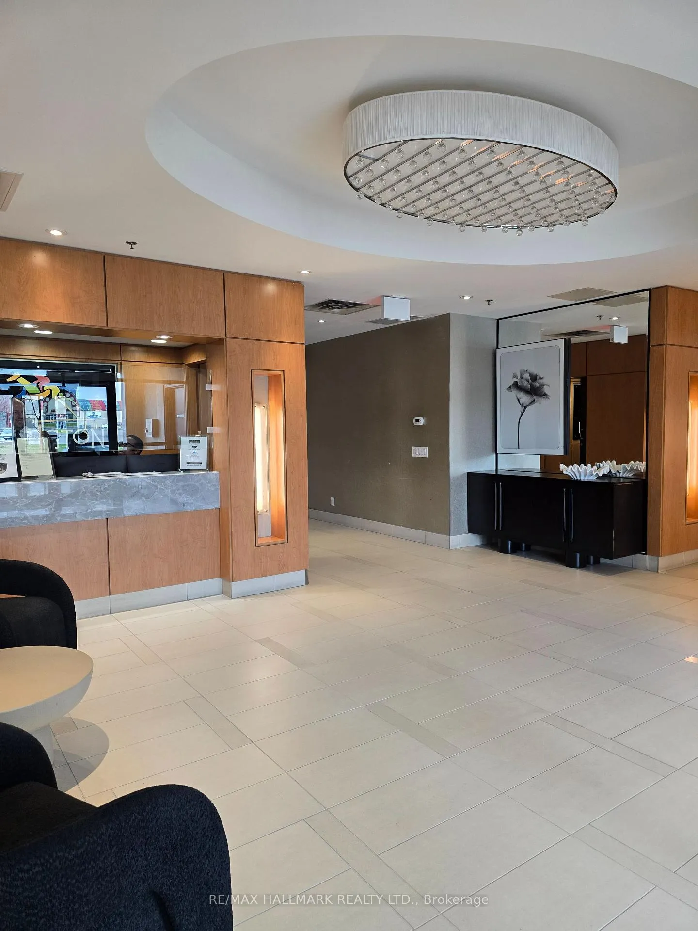 Photo 11 of Unit 812, 840 Queens Plate Drive, Etobicoke, West Humber-Clairville — HOMEH