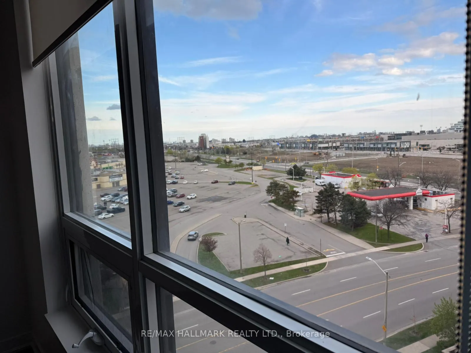 Photo 15 of Unit 812, 840 Queens Plate Drive, Etobicoke, West Humber-Clairville — HOMEH