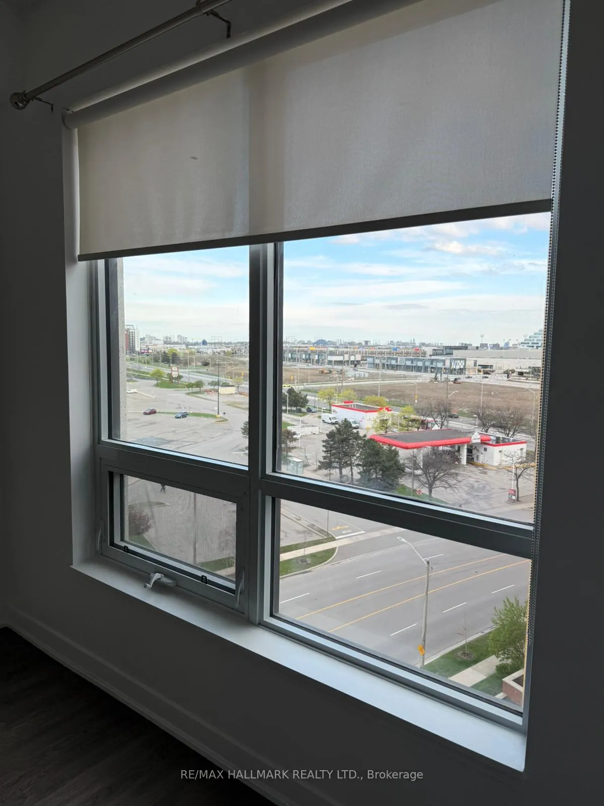 Photo 16 of Unit 812, 840 Queens Plate Drive, Etobicoke, West Humber-Clairville — HOMEH