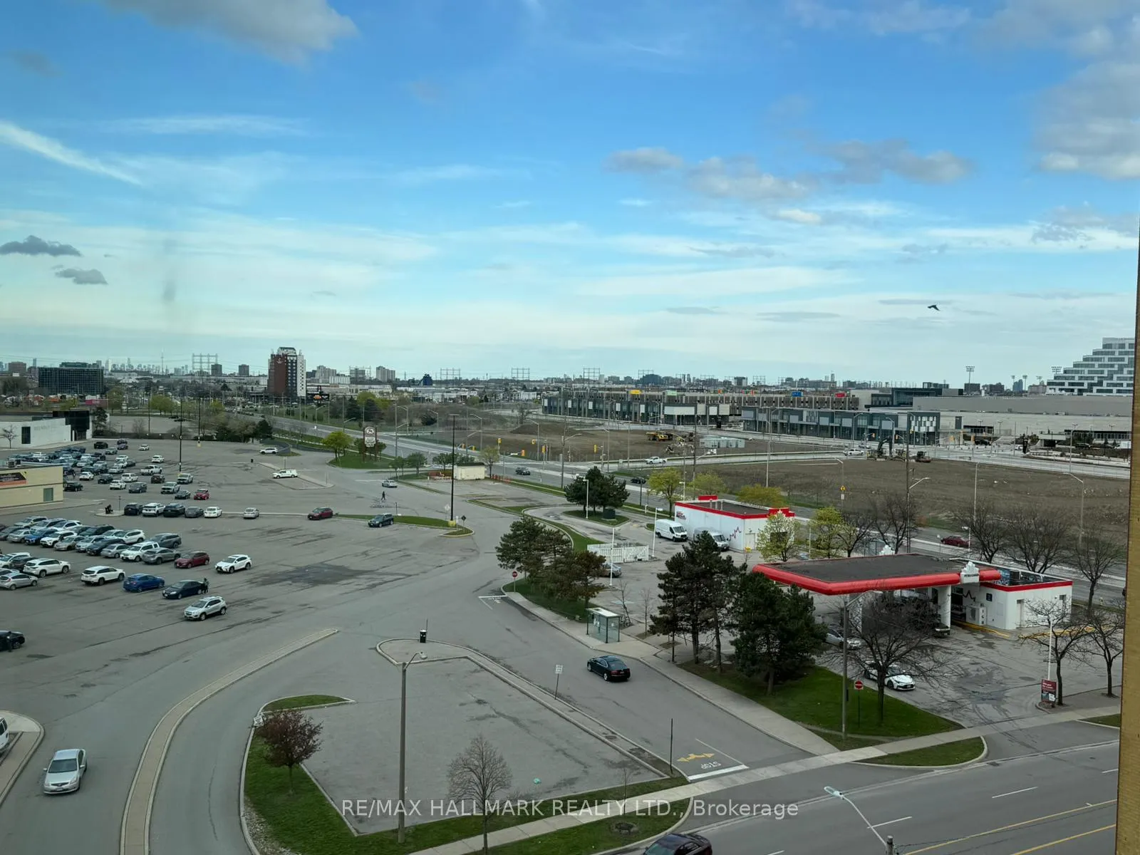 Photo 17 of Unit 812, 840 Queens Plate Drive, Etobicoke, West Humber-Clairville — HOMEH
