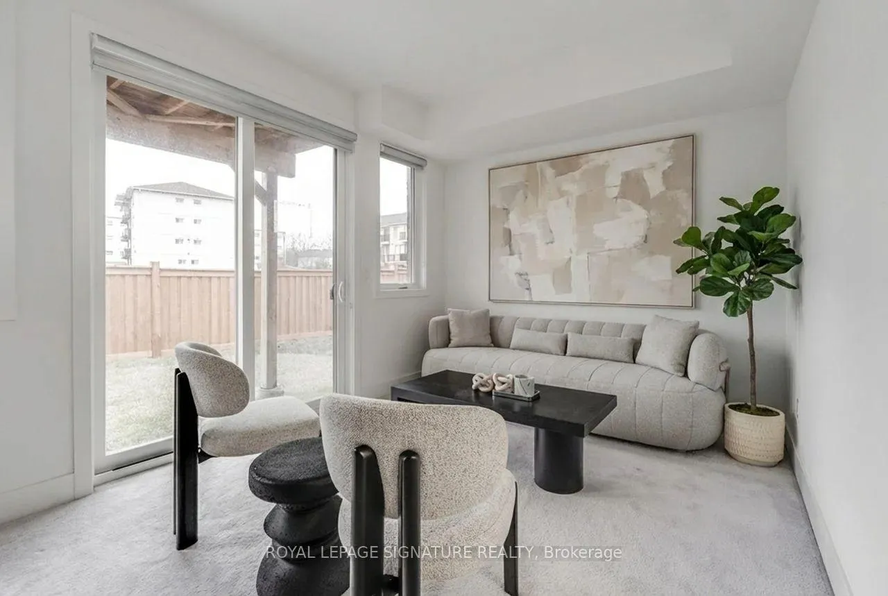 Photo 8 of 10 Sobczak Drive, Whitby, Port Whitby — HOMEH