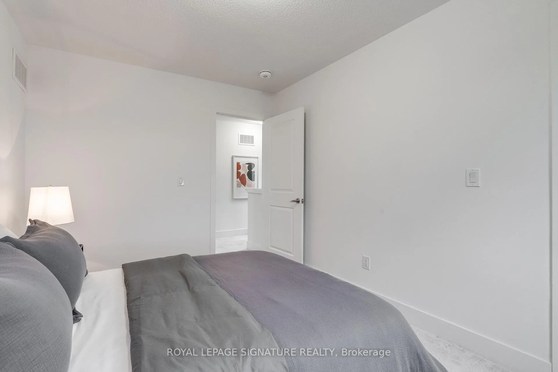 Photo 16 of 10 Sobczak Drive, Whitby, Port Whitby — HOMEH