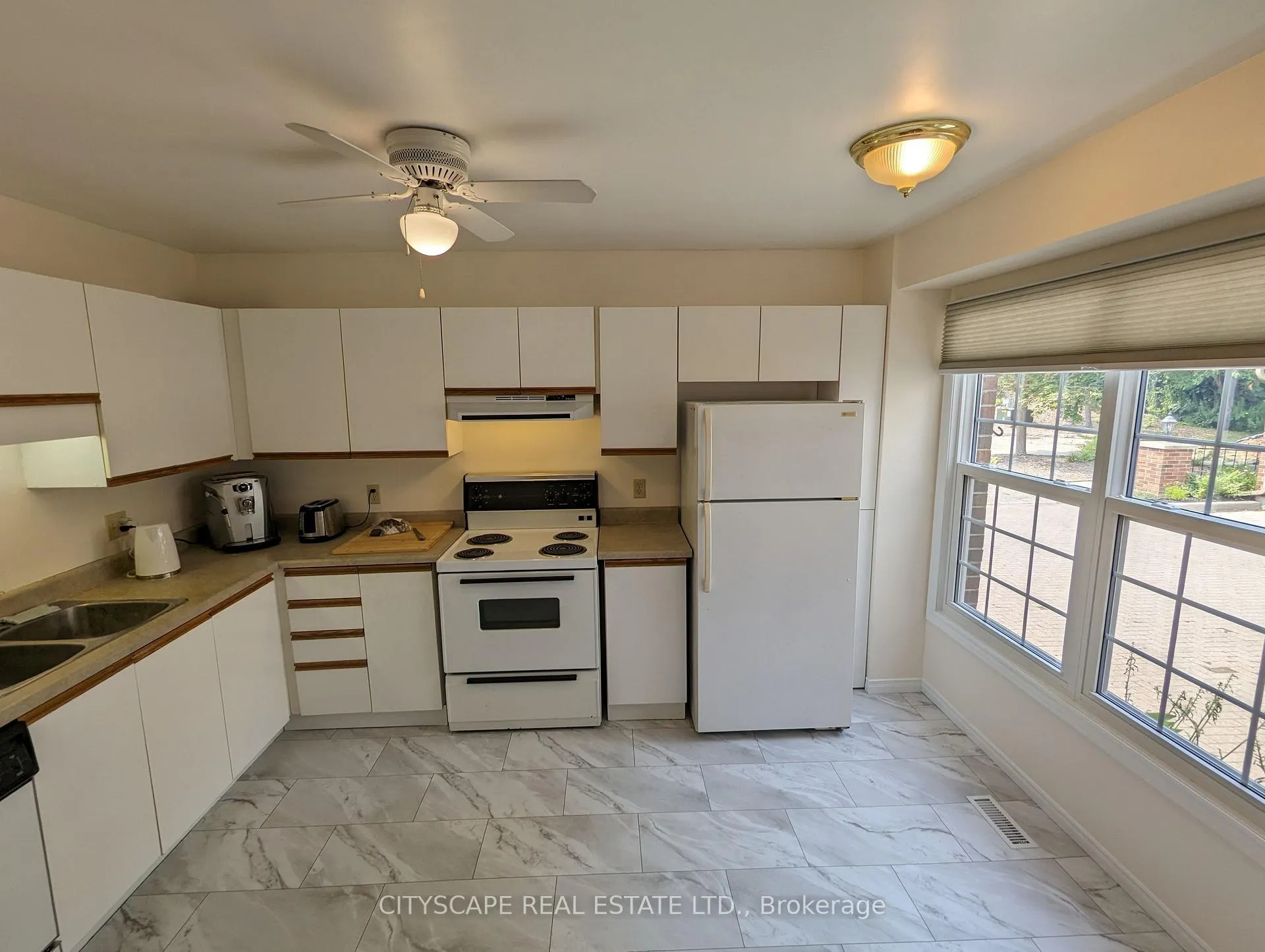 Photo 9 of Unit 17, 250 Keats Way, Waterloo, Beechwood — HOMEH