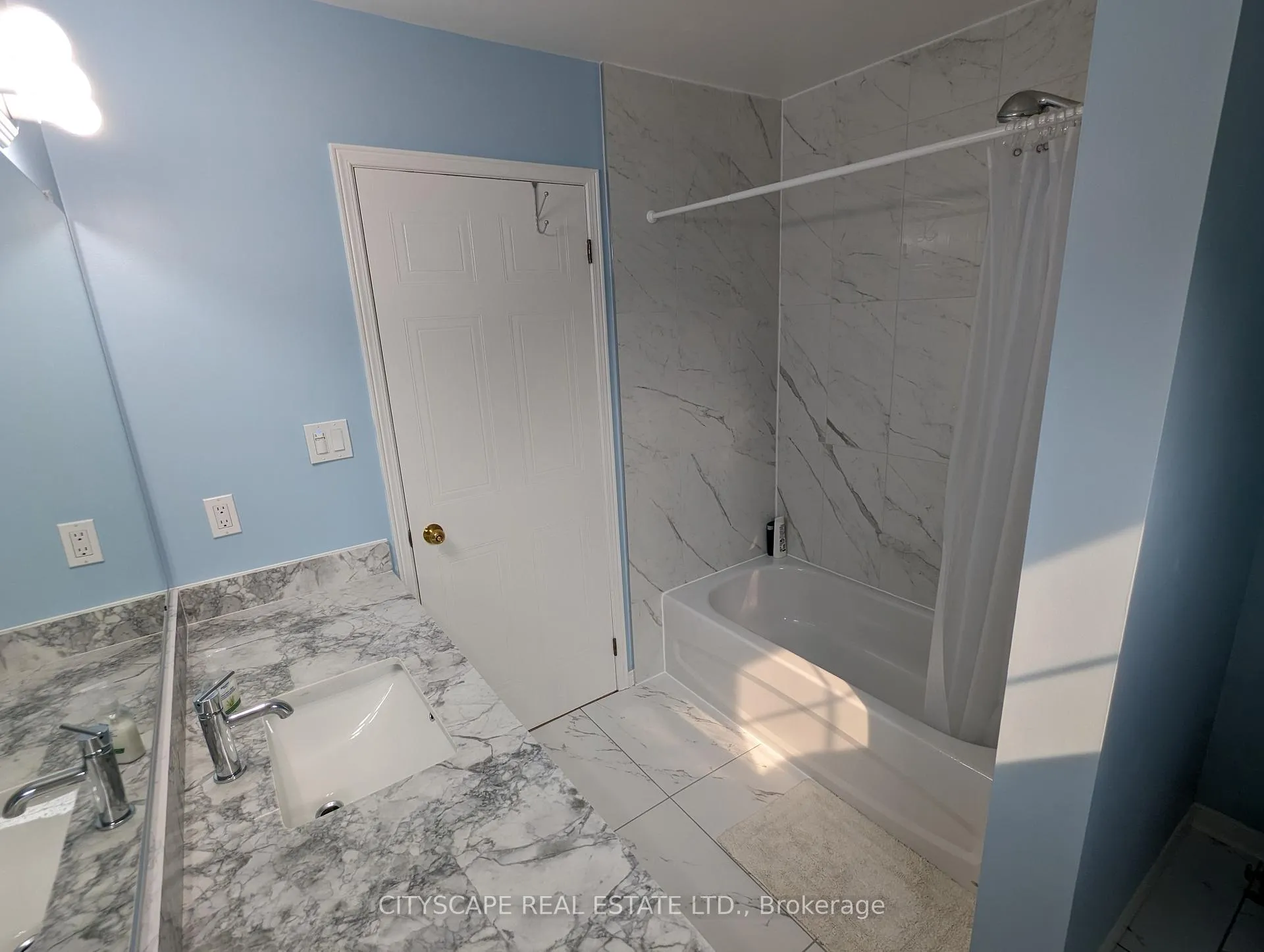 Photo 23 of Unit 17, 250 Keats Way, Waterloo, Beechwood — HOMEH