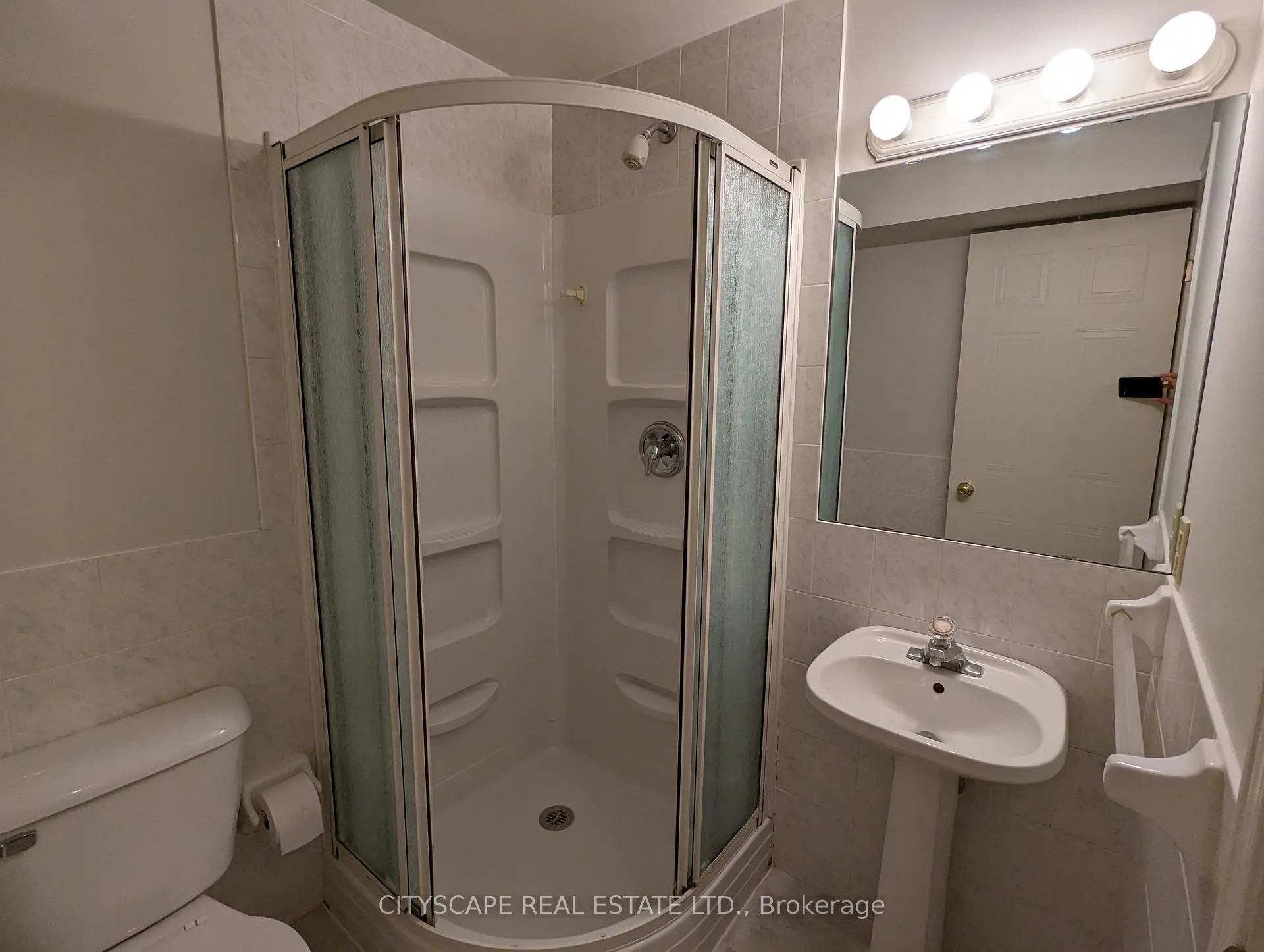 Photo 31 of Unit 17, 250 Keats Way, Waterloo, Beechwood — HOMEH