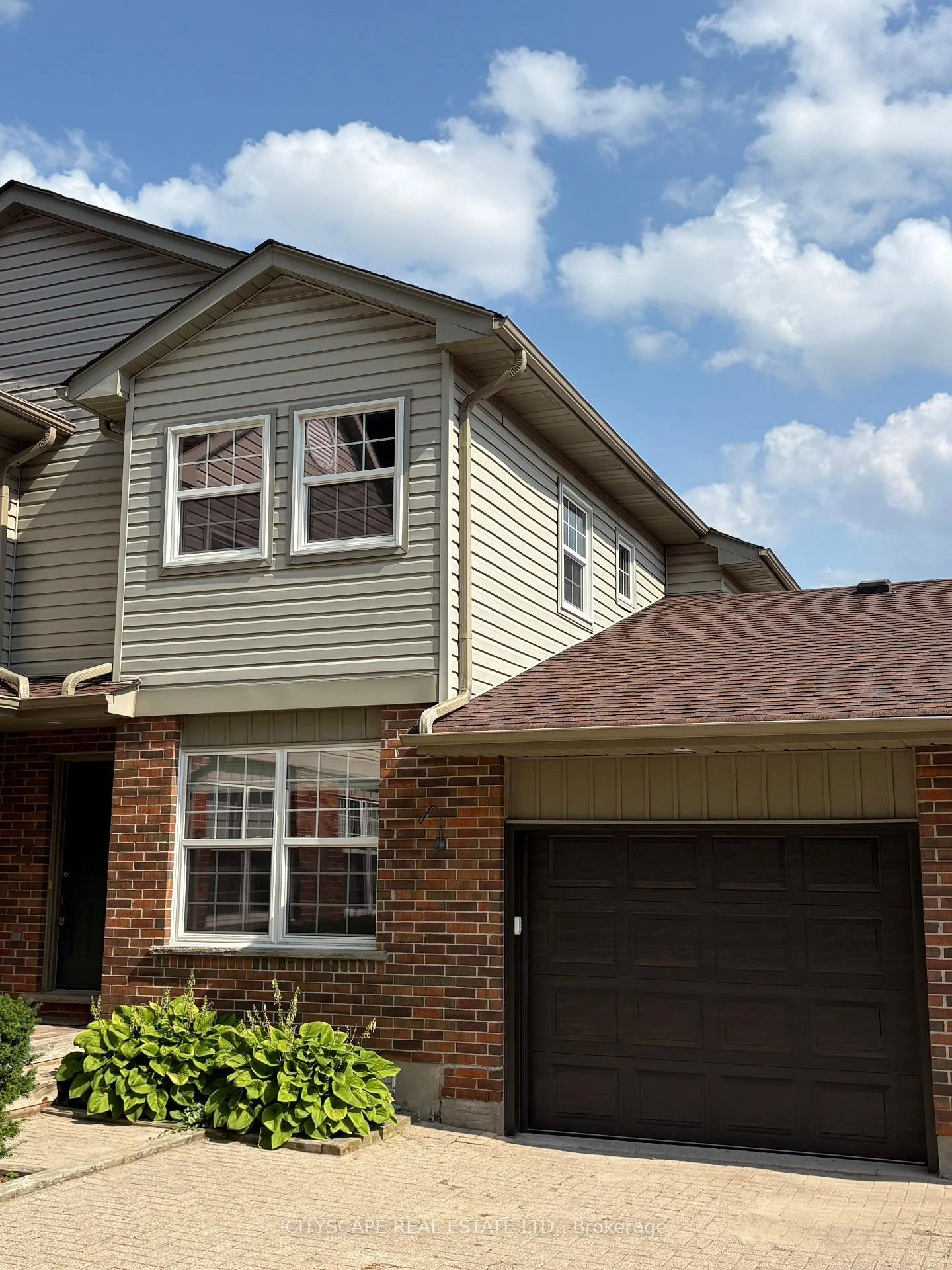 Photo 3 of Unit 17, 250 Keats Way, Waterloo, Beechwood — HOMEH