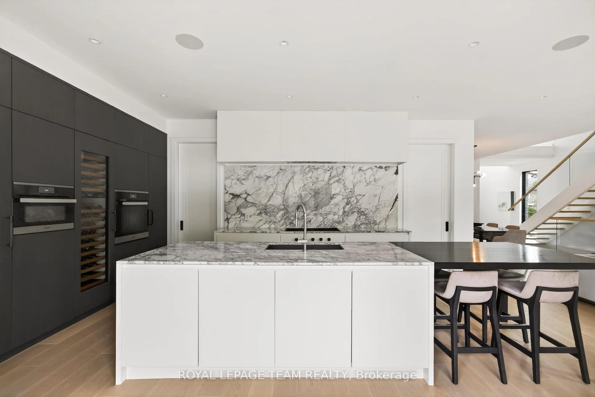 Photo 21 of 511 Fraser Avenue, Ottawa, McKellar/Highland — HOMEH
