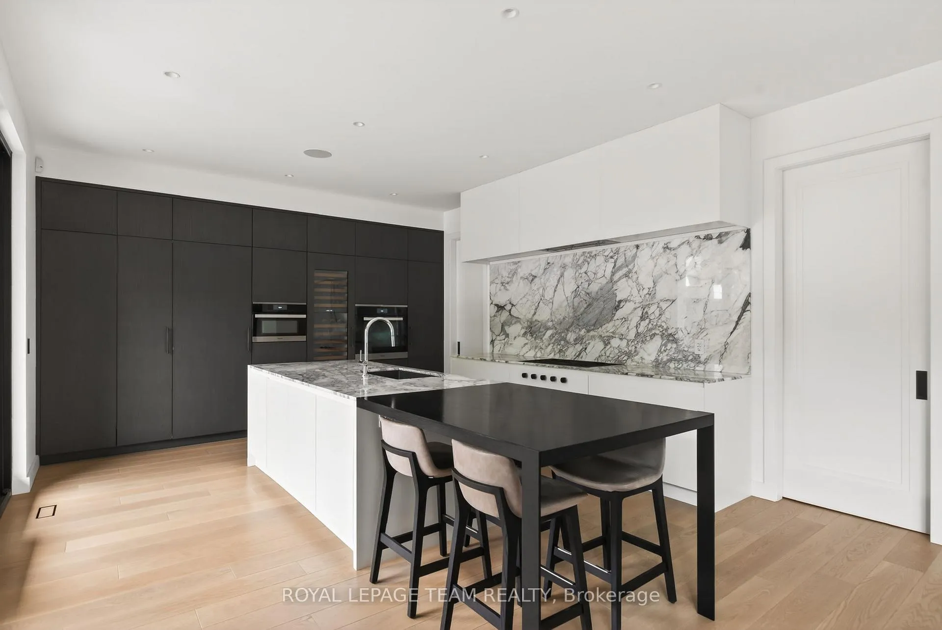 Photo 22 of 511 Fraser Avenue, Ottawa, McKellar/Highland — HOMEH