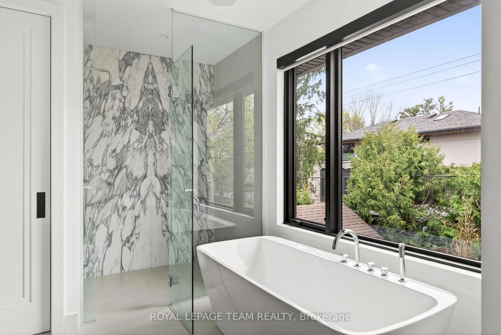 Photo 32 of 511 Fraser Avenue, Ottawa, McKellar/Highland — HOMEH