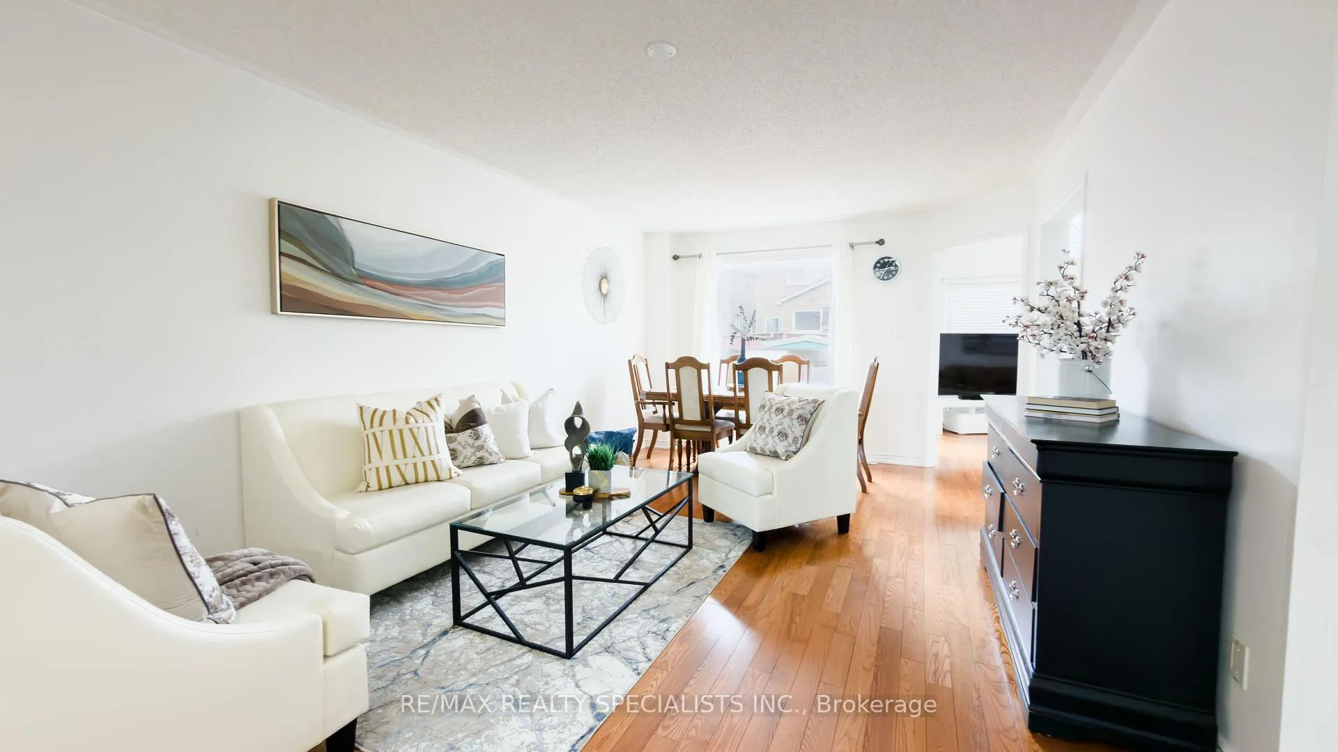 Photo 4 of 32 Feather Reed Way, Brampton, Sandringham-Wellington — HOMEH