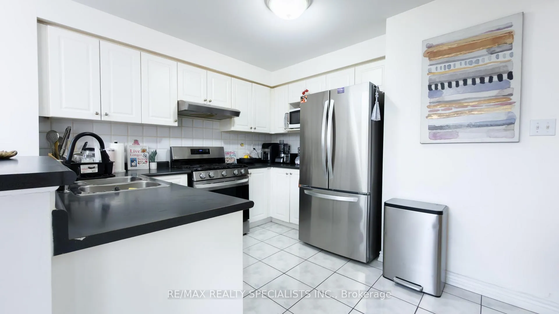 Photo 8 of 32 Feather Reed Way, Brampton, Sandringham-Wellington — HOMEH