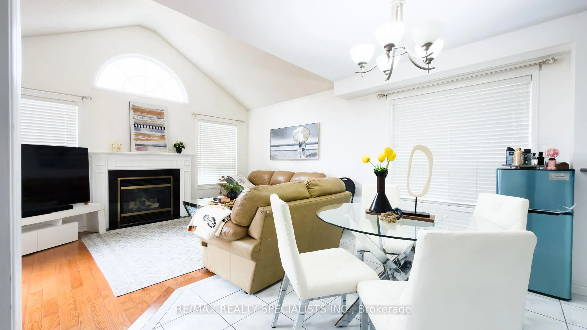 Photo 9 of 32 Feather Reed Way, Brampton, Sandringham-Wellington — HOMEH