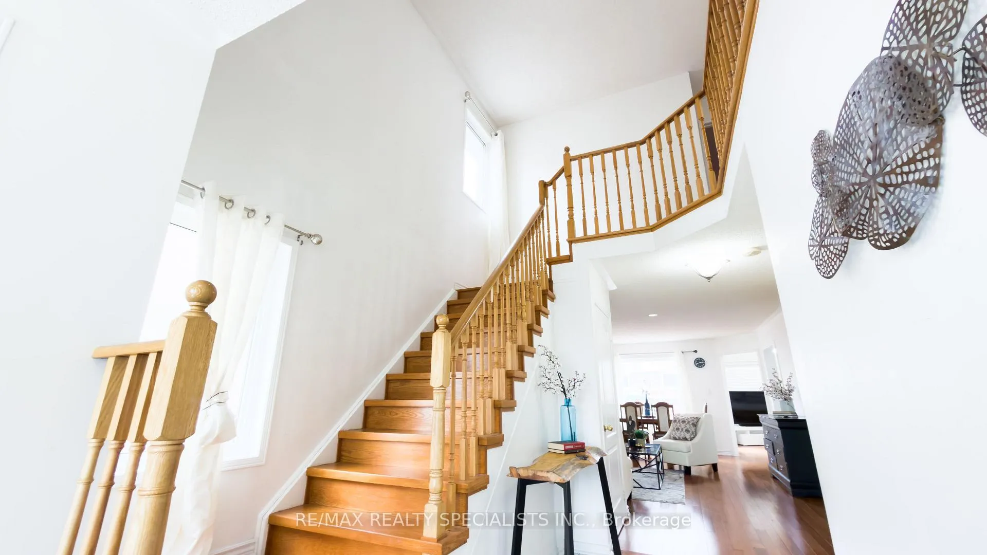 Photo 12 of 32 Feather Reed Way, Brampton, Sandringham-Wellington — HOMEH