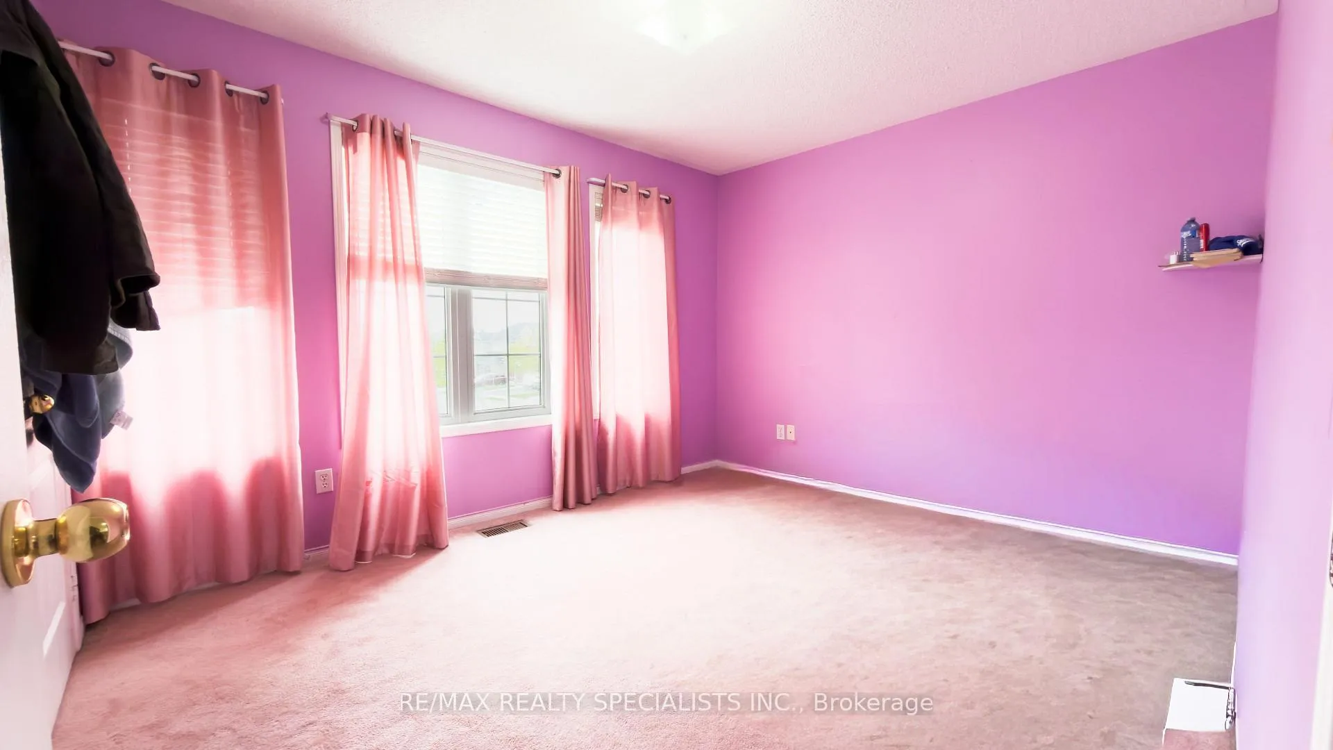 Photo 14 of 32 Feather Reed Way, Brampton, Sandringham-Wellington — HOMEH
