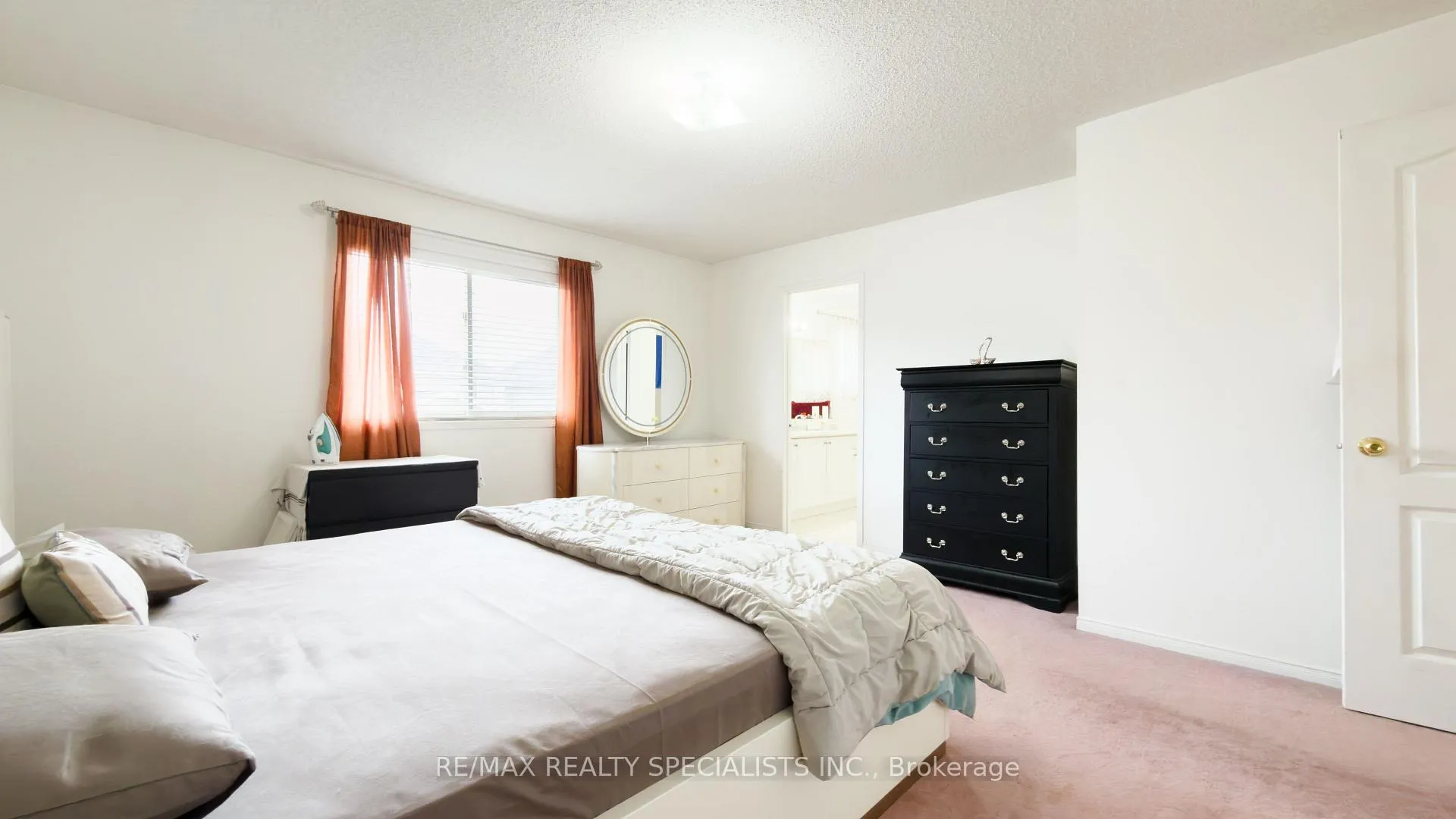 Photo 20 of 32 Feather Reed Way, Brampton, Sandringham-Wellington — HOMEH