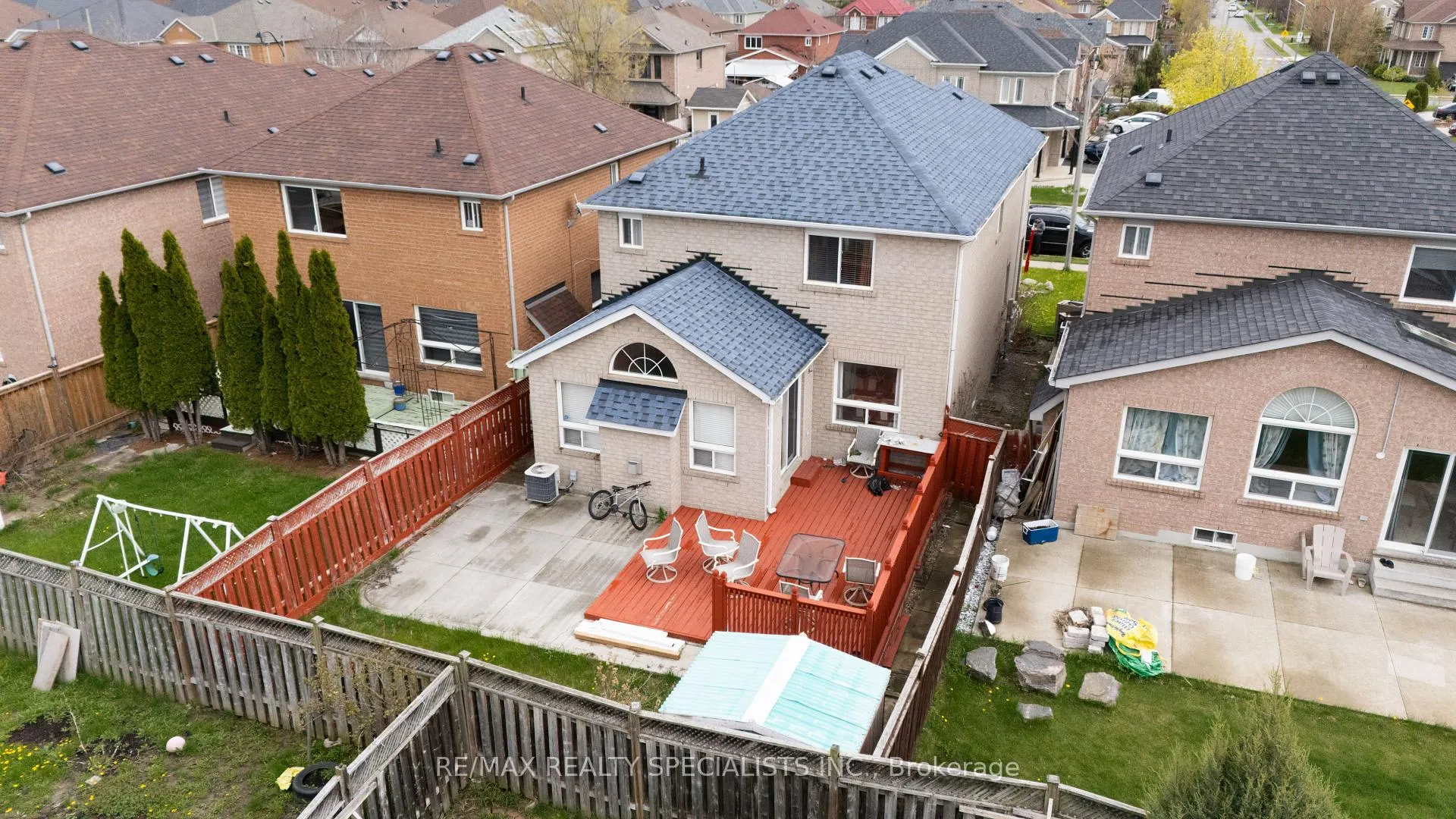Photo 25 of 32 Feather Reed Way, Brampton, Sandringham-Wellington — HOMEH