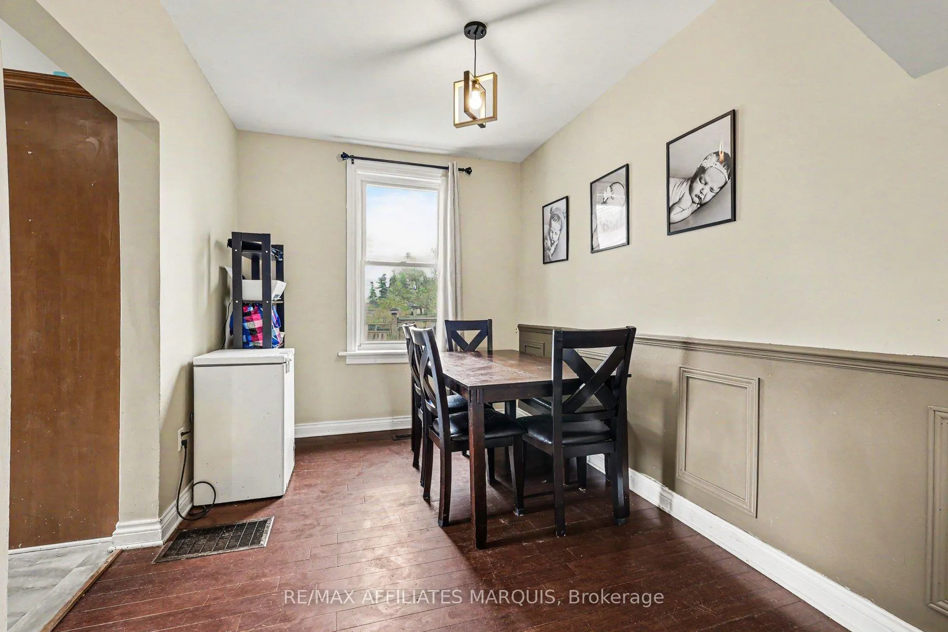 Photo 8 of 103 William Street E, Smiths Falls — HOMEH