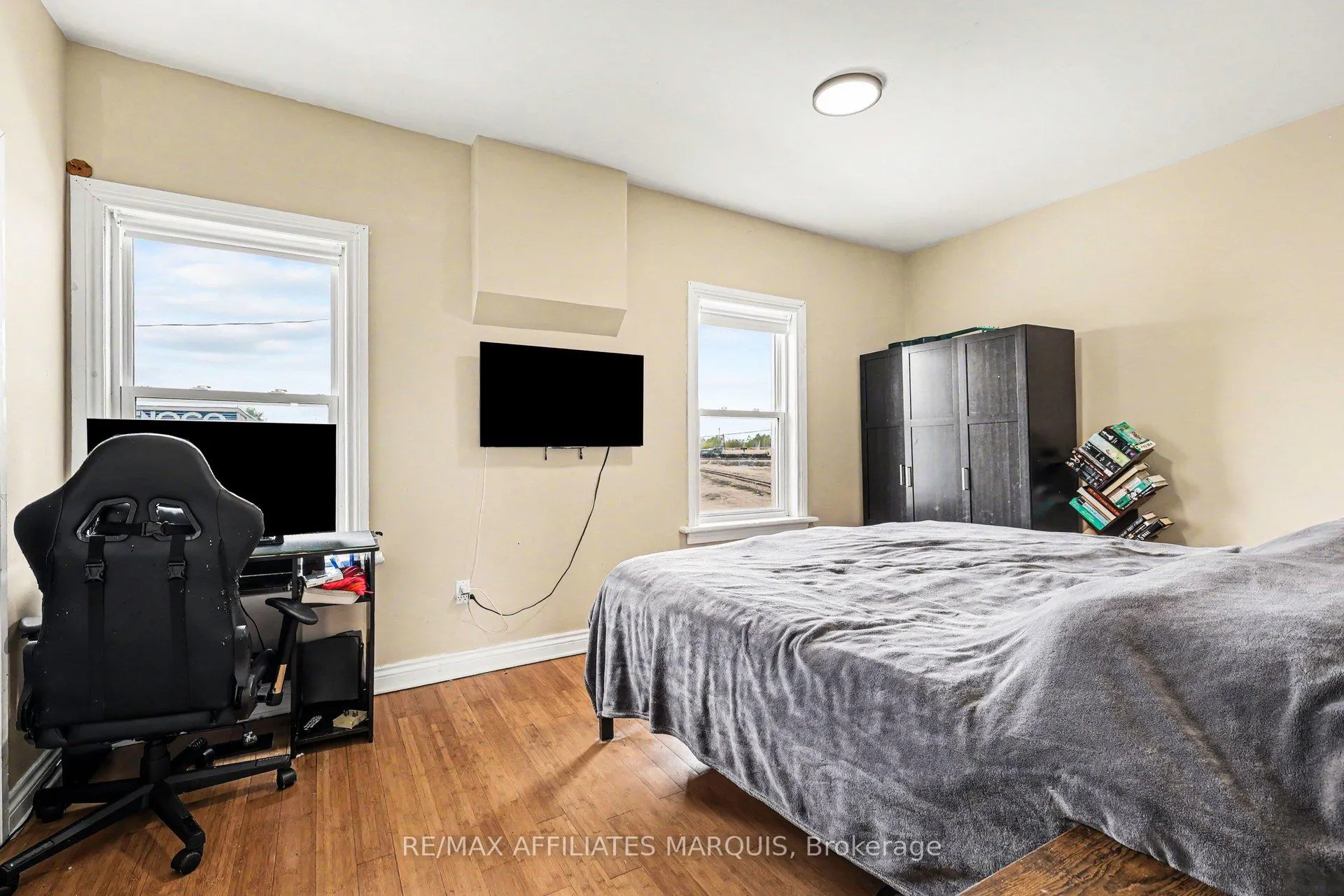 Photo 17 of 103 William Street E, Smiths Falls — HOMEH