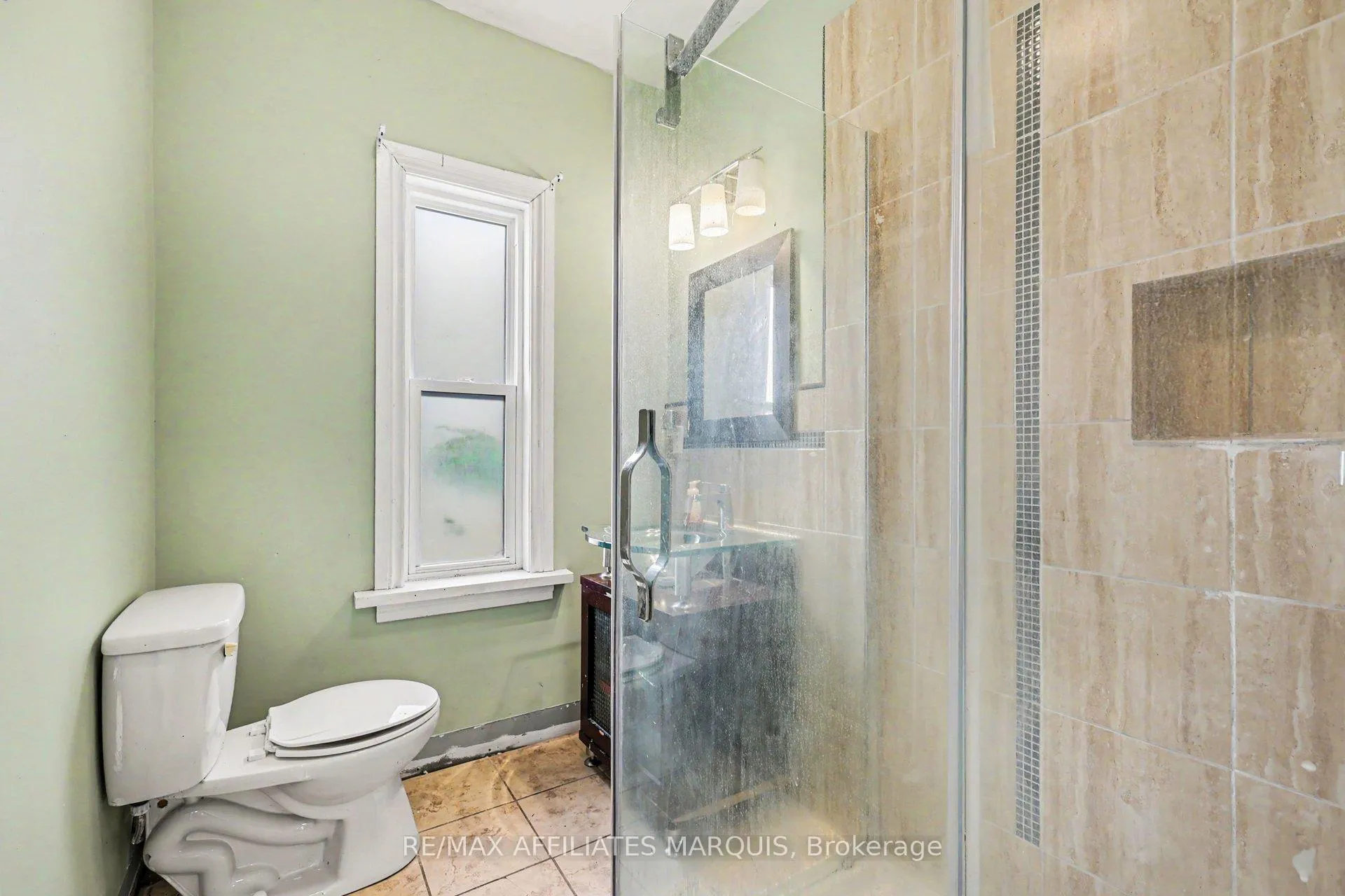 Photo 20 of 103 William Street E, Smiths Falls — HOMEH