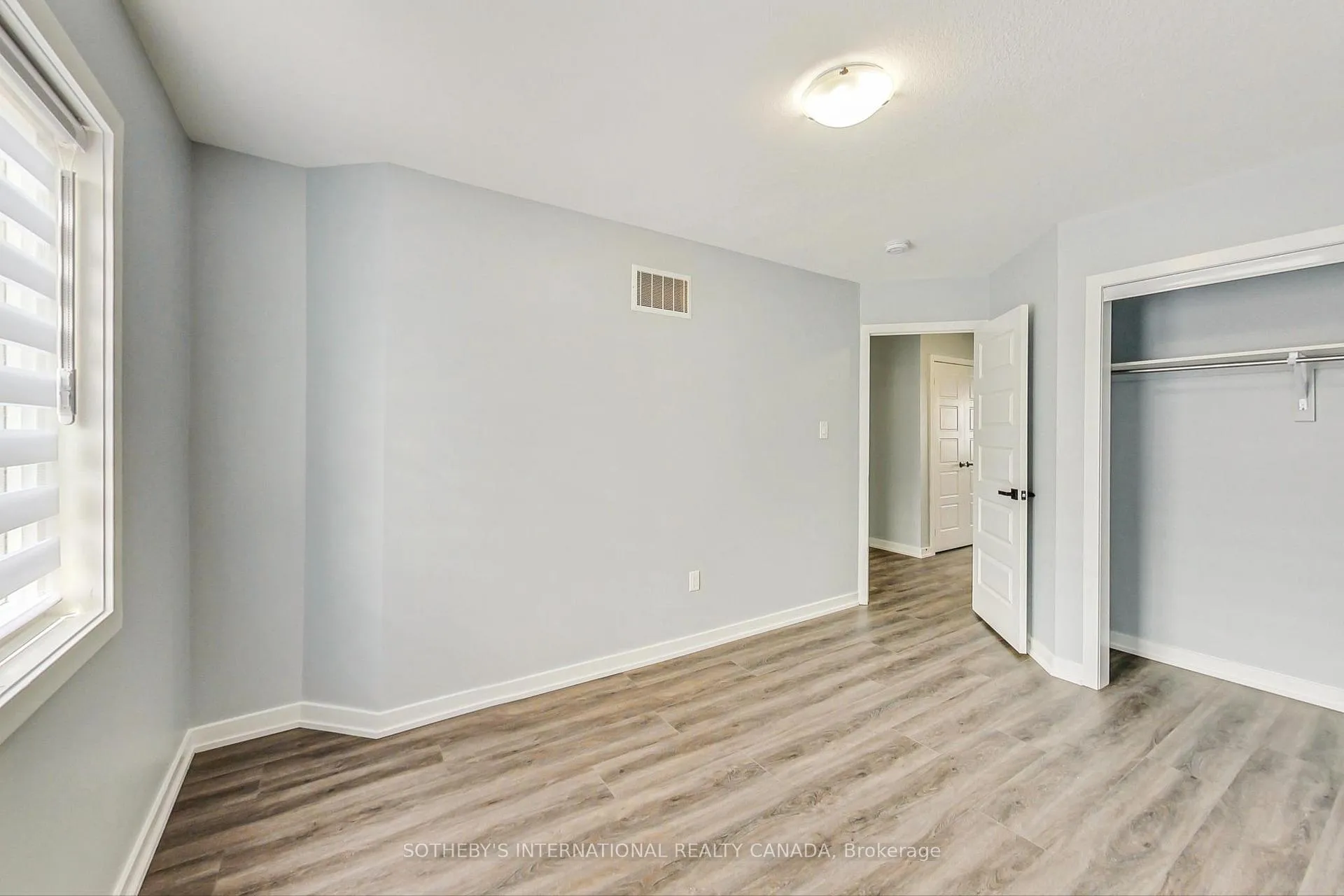 Photo 14 of 131 Pagebrook Crescent, Hamilton, Stoney Creek Mountain — HOMEH