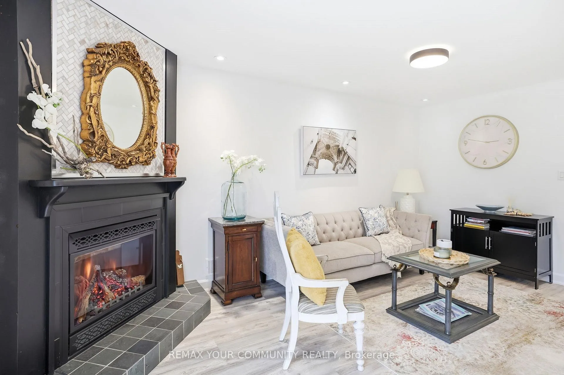 Photo 13 of 17 St. Clair Street, Collingwood — HOMEH