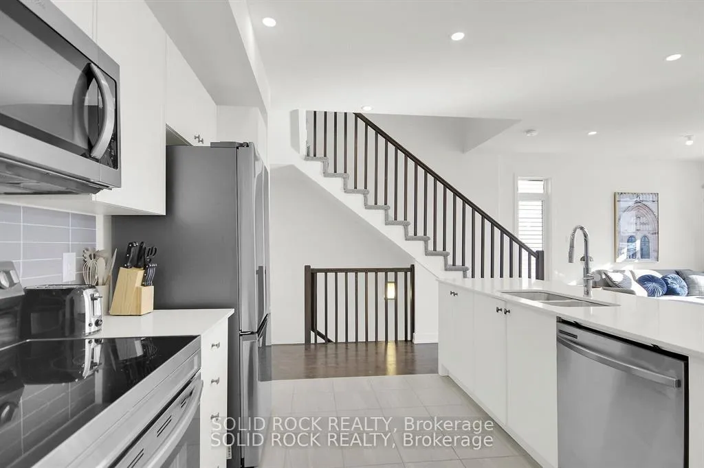 Photo 6 of 574 Tahoe Heights, Ottawa, Leitrim — HOMEH