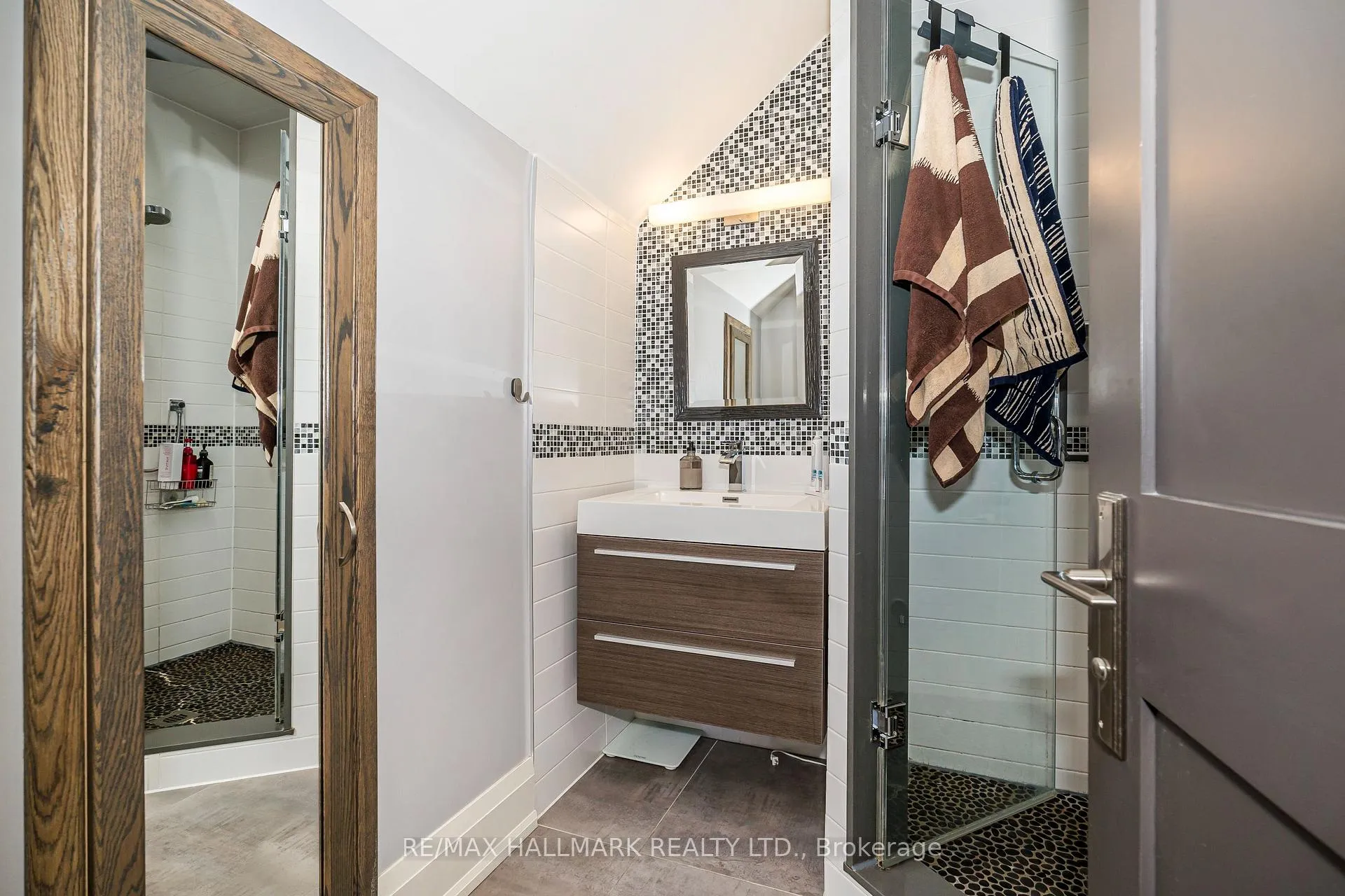 Photo 15 of Unit Coach House, 153 Rusholme Road, Toronto, Dufferin Grove — HOMEH