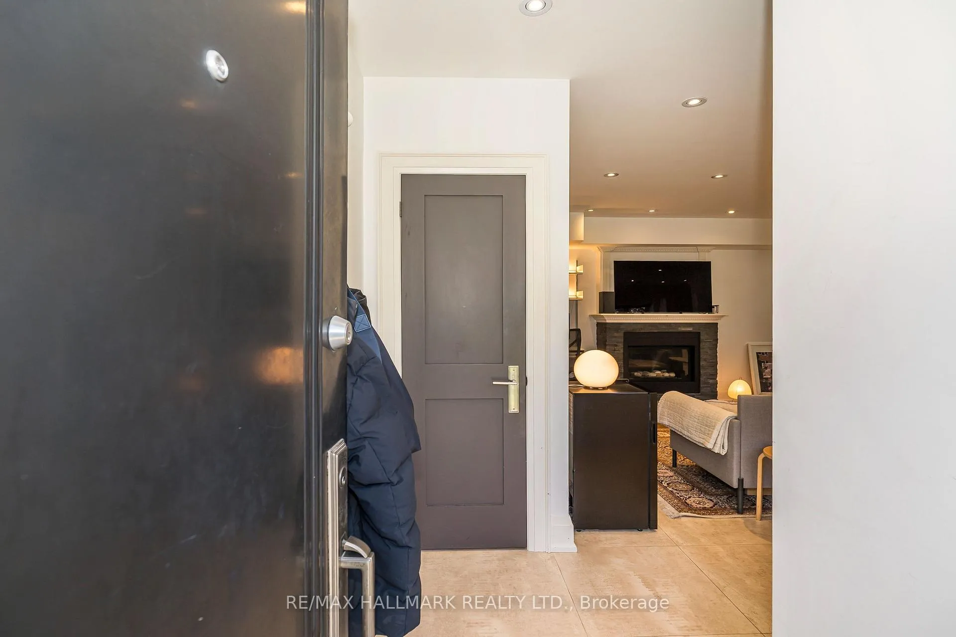 Photo 18 of Unit Coach House, 153 Rusholme Road, Toronto, Dufferin Grove — HOMEH
