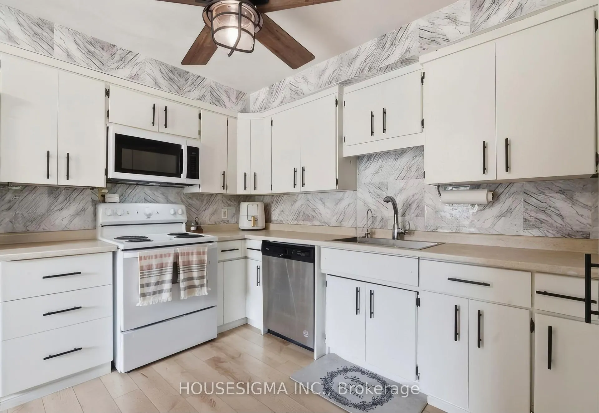 Photo 6 of 340 Jacob Street, Wilmot — HOMEH
