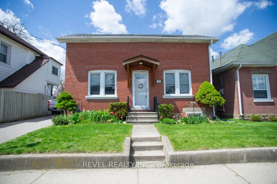 Front of 131 Superior Street