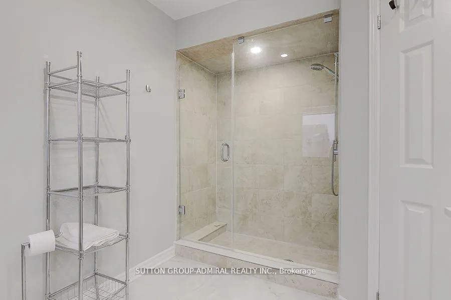 Photo 34 of 160 Gailcrest Circle, Vaughan, Crestwood-Springfarm-Yorkhill — HOMEH