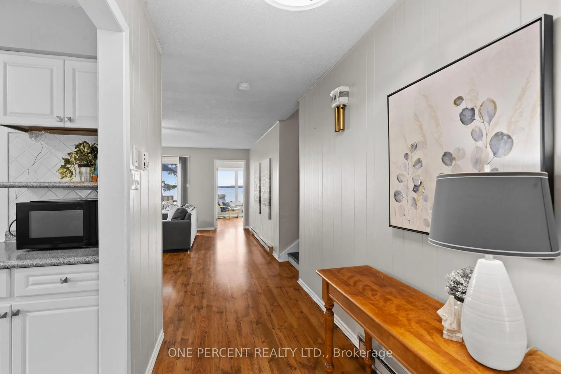Photo 12 of 2997 Lakeside Drive, Severn, West Shore — HOMEH