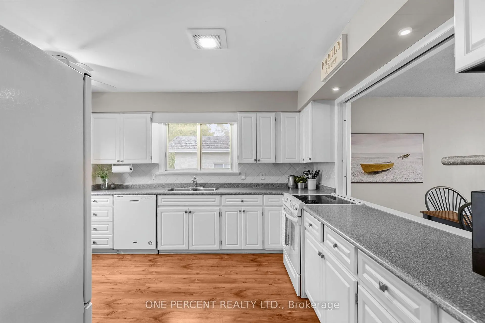 Photo 13 of 2997 Lakeside Drive, Severn, West Shore — HOMEH