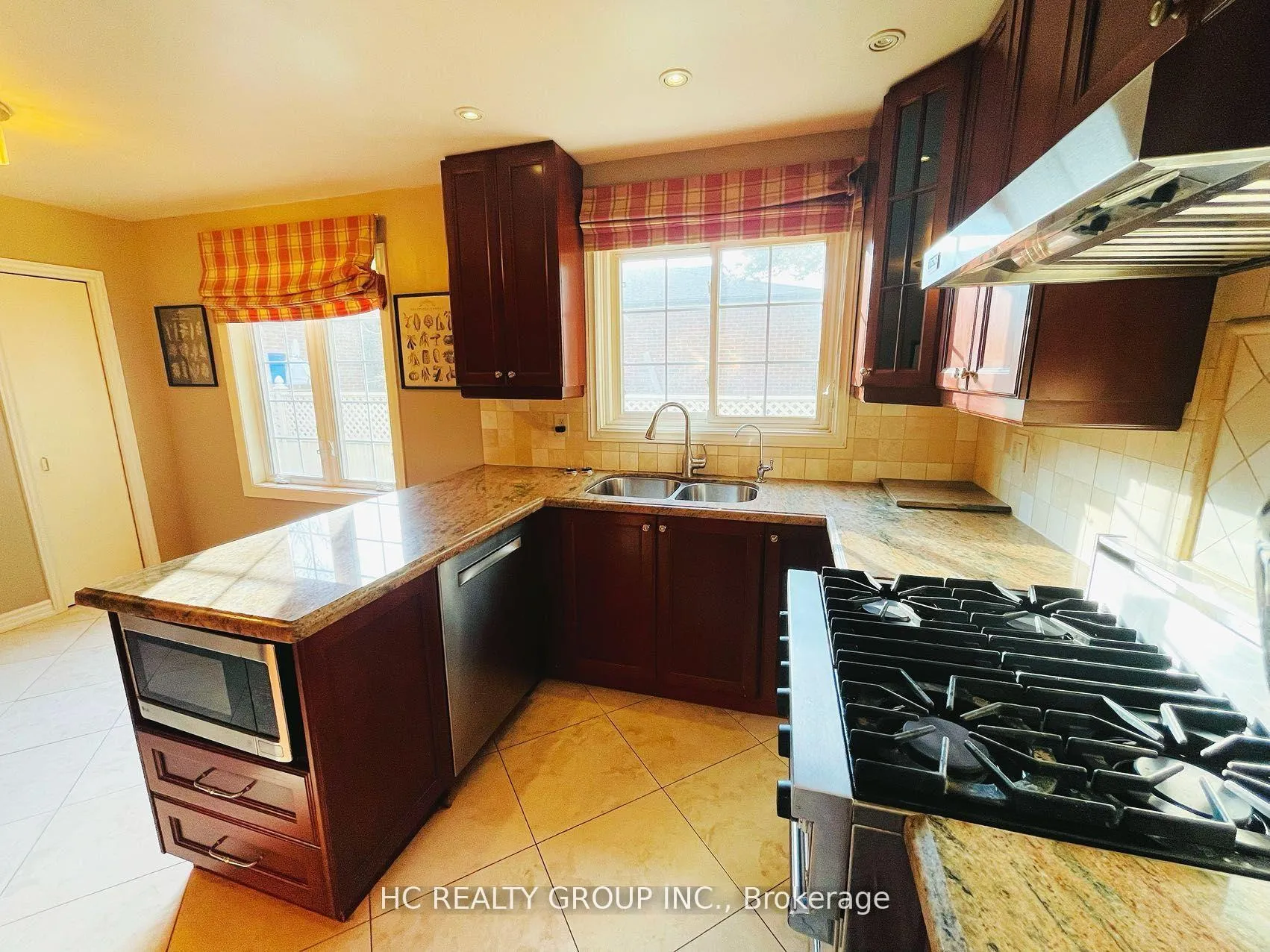 Photo 11 of 2222 Kennedy Road, Scarborough, Tam O'Shanter-Sullivan — HOMEH