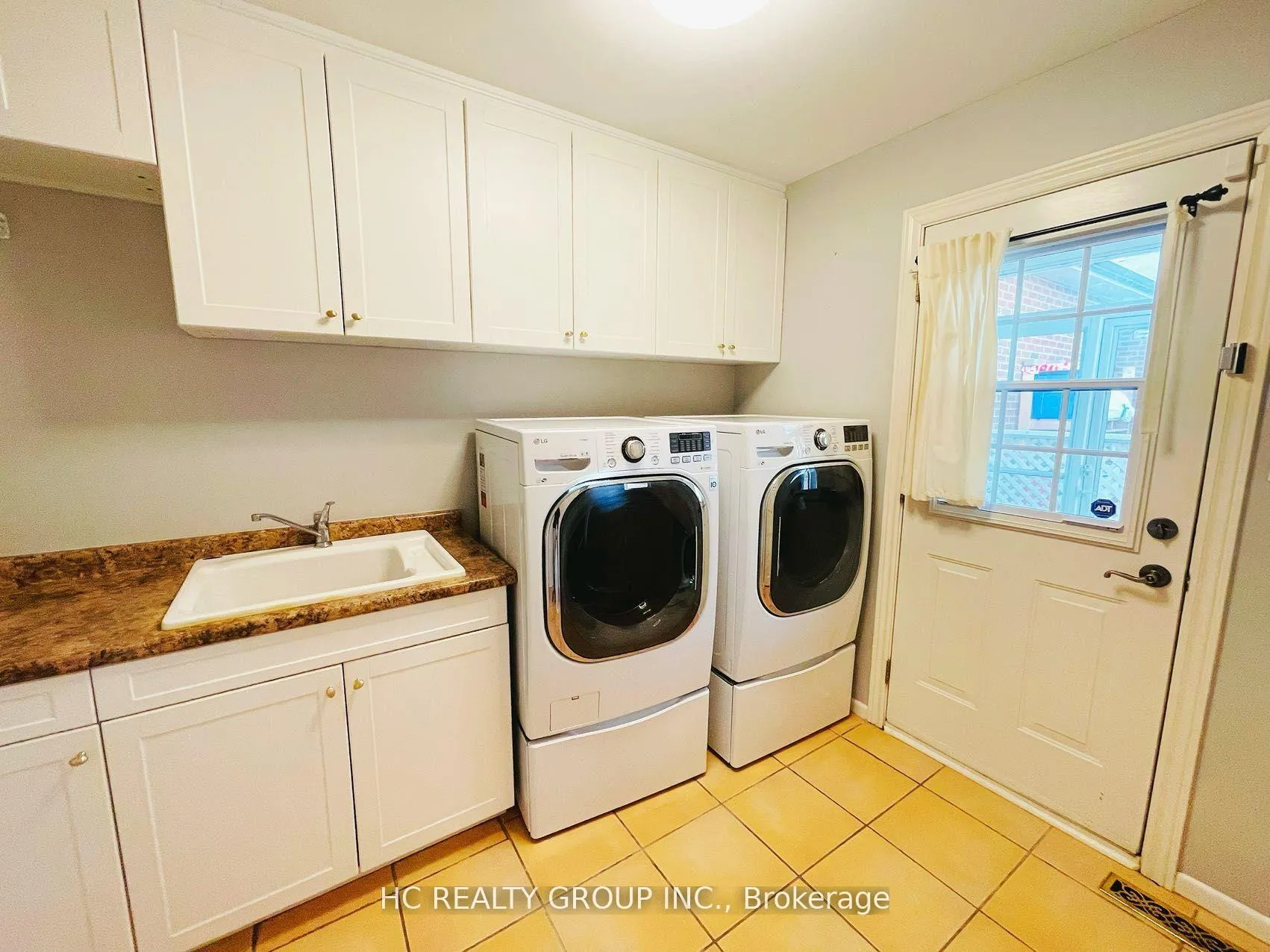 Photo 14 of 2222 Kennedy Road, Scarborough, Tam O'Shanter-Sullivan — HOMEH
