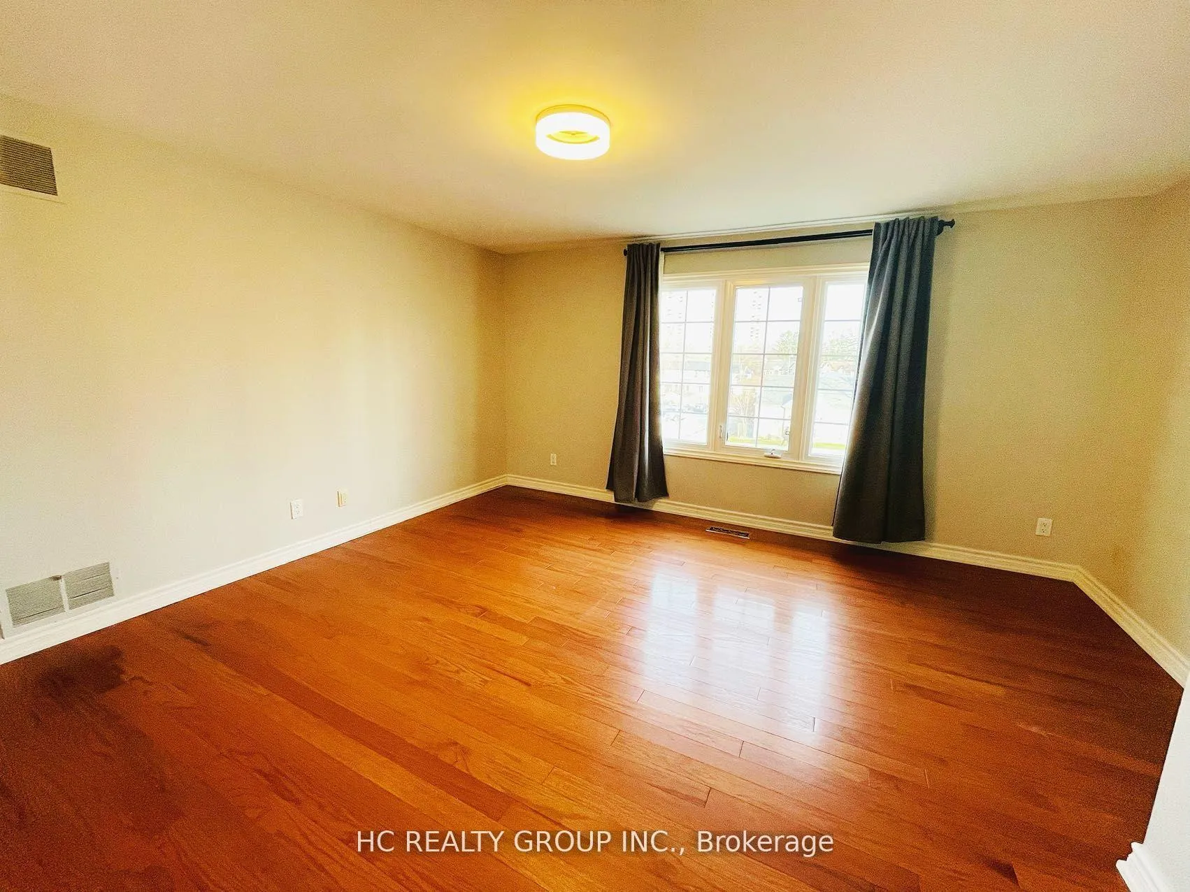 Photo 15 of 2222 Kennedy Road, Scarborough, Tam O'Shanter-Sullivan — HOMEH