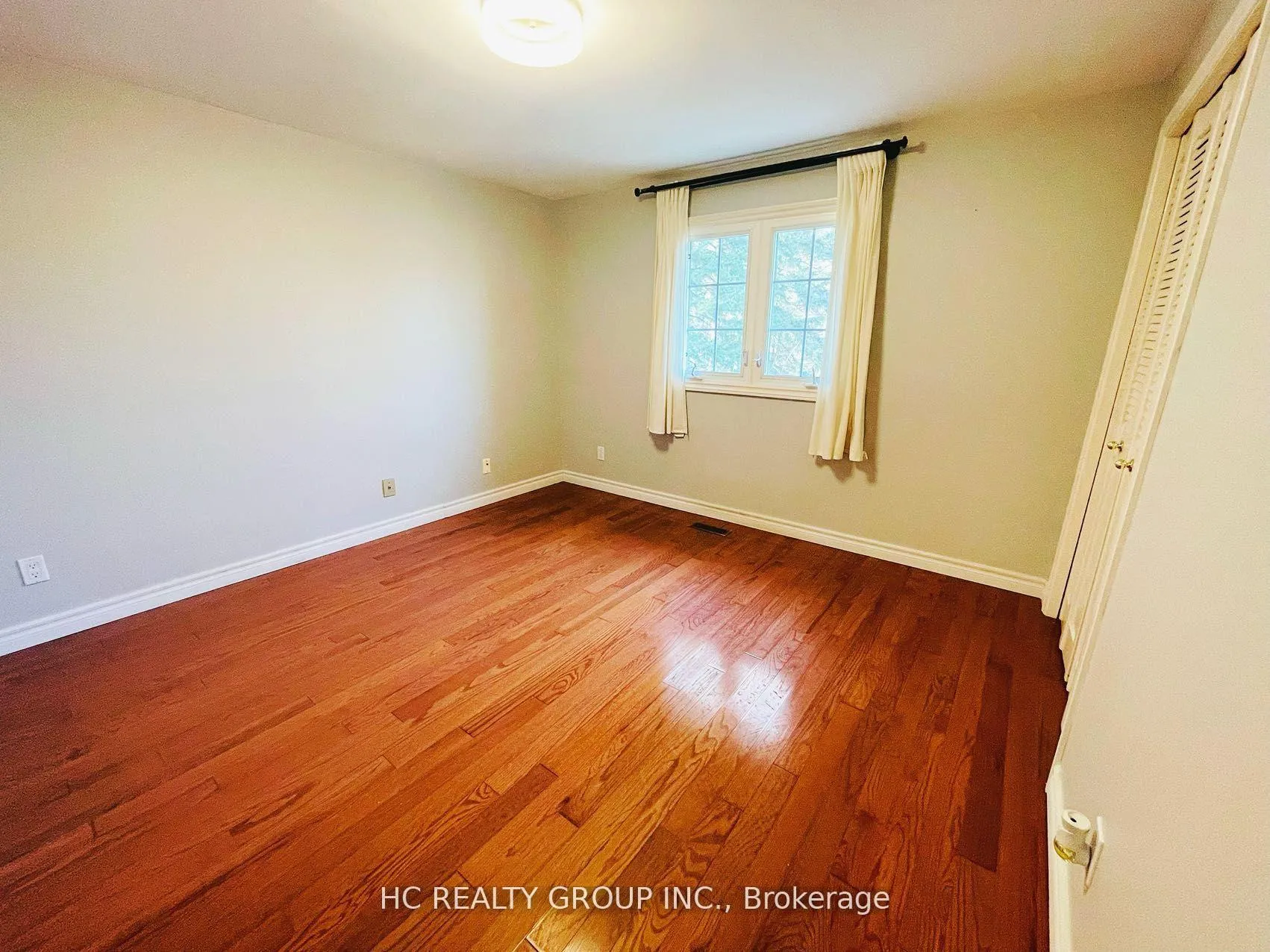 Photo 19 of 2222 Kennedy Road, Scarborough, Tam O'Shanter-Sullivan — HOMEH