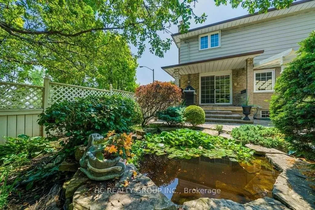 Photo 24 of 2222 Kennedy Road, Scarborough, Tam O'Shanter-Sullivan — HOMEH